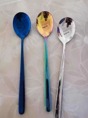 آلة طلاء الزجاج العاكس للألمنيوم بالترسيب الفراغي الفيزيائي للبخار (PVD) مع طلاء الذهب