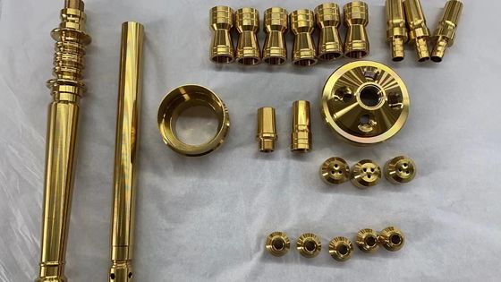 آلة تصفيح المعادن بالألومنيوم للبيع الساخن، آلة الطلاء بالفراغ PVD بالفضة، آلة الطلاء بالفراغ للبلاستيك