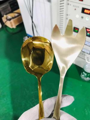 آلة طلاء PVD عالية الجودة للمعادن آلة طلاء المعادن عالية الجودة