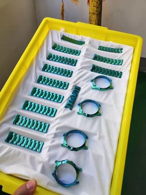 آلة طلاء معدن الفراغ متعدد القوس Pvd آلة طلاء Pvd للصنبور والأثاث والحوض السيراميكي