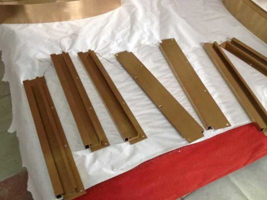 آلة طلاء الفراغ عالية الجودة لطلاء الأفلام البلاستيكية والورق