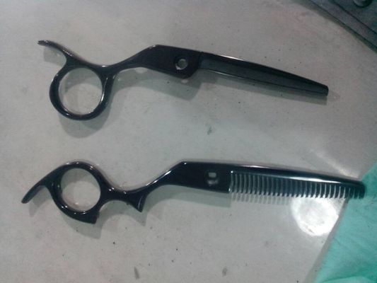 سعر آلة طلاء البلاستيك PVD آلة طلاء متعددة الألوان