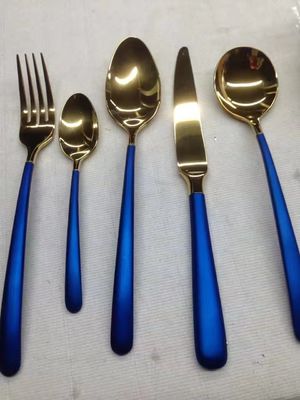 صانع الآلي PVD الفولاذ المقاوم للصدأ والمعدن آلة طلاء الذهب PVD آلة طلاء الفراغ لأدوات الطاولة