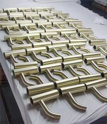 آلة طلاء بصري احترافية مخصصة بتقنية PVD الفراغية لغطاء الكاميرا