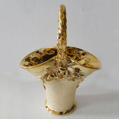 آلة طلاء الفراغ من الفولاذ المقاوم للصدأ مطلية بالذهب بتقنية PVD لطلاء التيتانيوم مع خدمة جيدة