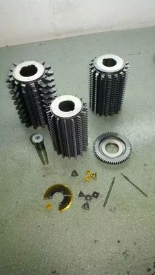 آلة طلاء الفراغ لأسطح البلاستيك والمعادن