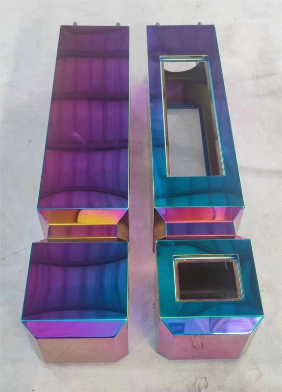 معدات طلاء PVD آلة طلاء التعدين الفراغية للمعاكس / البلاستيك