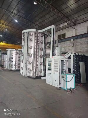 سعر جيد آلة طلاء PVD متعددة الألوان مع نظام تحكم تلقائي كامل وغرفة مفرغة من الفولاذ المقاوم للصدأ لديكورات السيراميك الانترنت